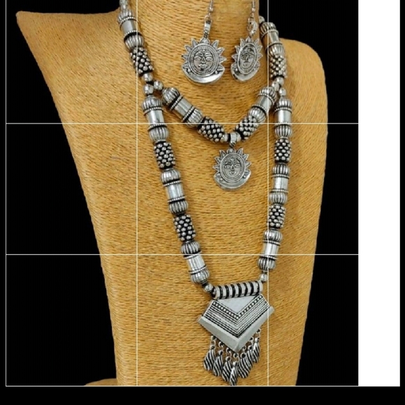 Necklace with earrings oxidised silver jewellery - Picture 3 of 3